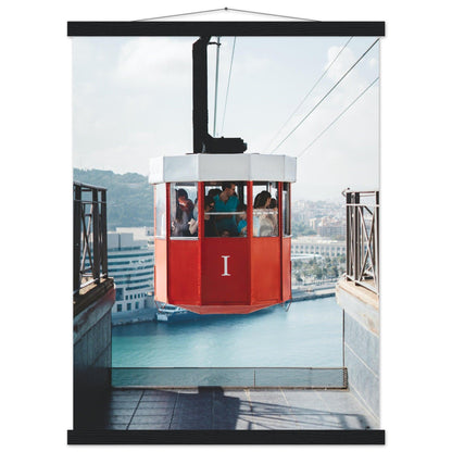 Barcelona Skyline Poster - Printree.ch Aussichtspunkt, Barcelona, Foto, Fotografie, Kabelbahn, Küstenstadt, Montjuïc, Reisen, Sehenswürdigkeiten, Seilbahn, Spanien, Stadtansicht, Stadtpanorama, Transport, unsplash