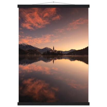 Bled am malerischen See - Printree.ch Abendstimmung, Aussichtspunkt, Bergkulisse, Bled, Foto, Fotografie, Landschaft, Natur, Reisen, romantisch, See, Slowenien, Sonnenuntergang, unsplash, Wassersport