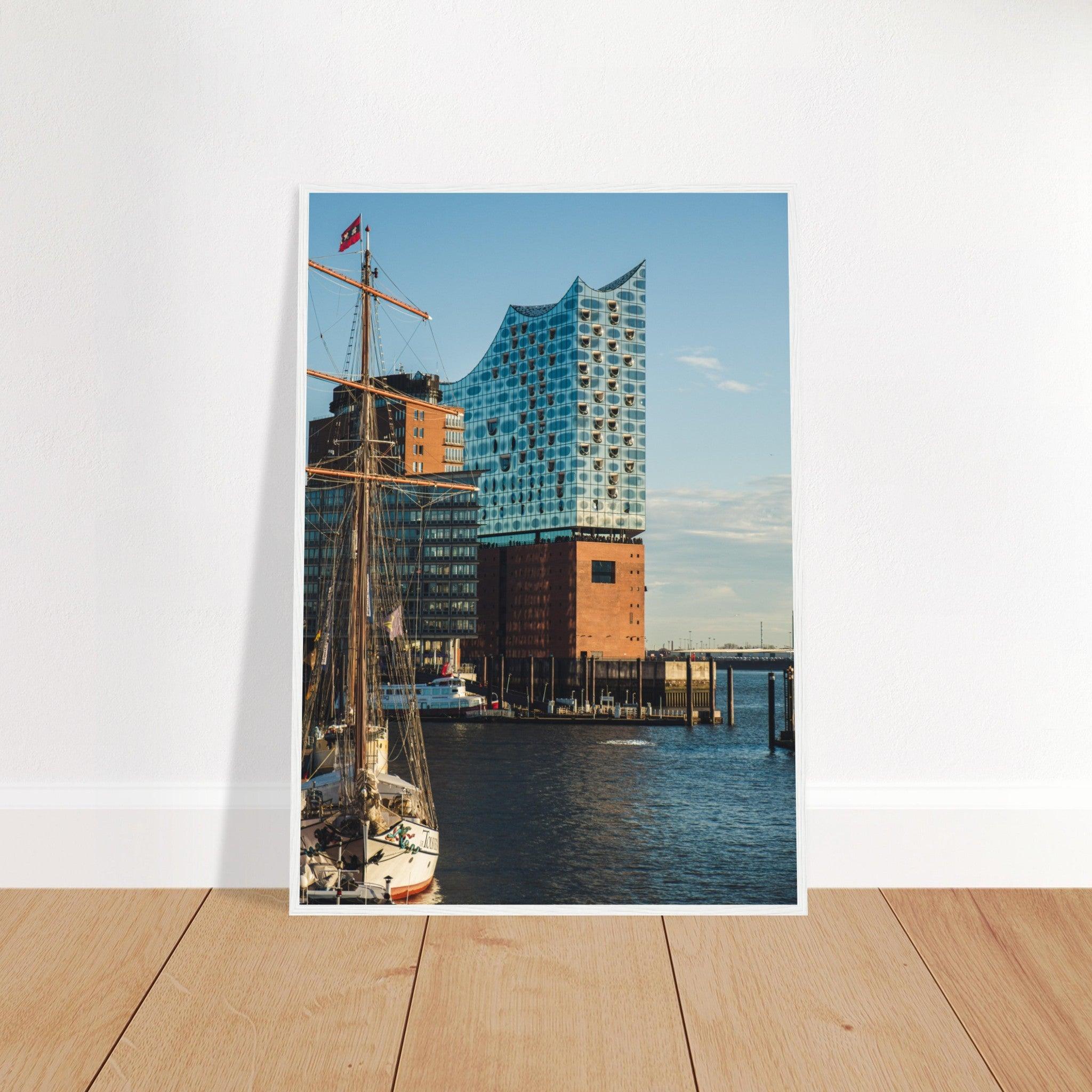 Elbphilharmonie in Hamburg, Deutschland - Printree.ch Architektur, Deutschland, Elbphilharmonie, Foto, Fotografie, Hafen, Hamburg, Konzerthaus, Konzertsaal, Kultur, Landungsbrücken, moderne Architektur, Musik, Reisen, unsplash, Wahrzeichen