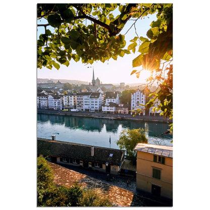 Die Schönheit der Skyline: Zürich bei Sonneaufgang - Printree.ch alt, architektur, blau, blick, brücke, eifach-züri, europa, europäisch, fluss, gebäude, grossmünster, innenstadt, kathedrale, kirche, limmat, panorama, reisen, schweiz, schweizer, see, skyline, stadt, stadtbild, strasse, tourismus, turm, urban, wahrzeichen, zürich