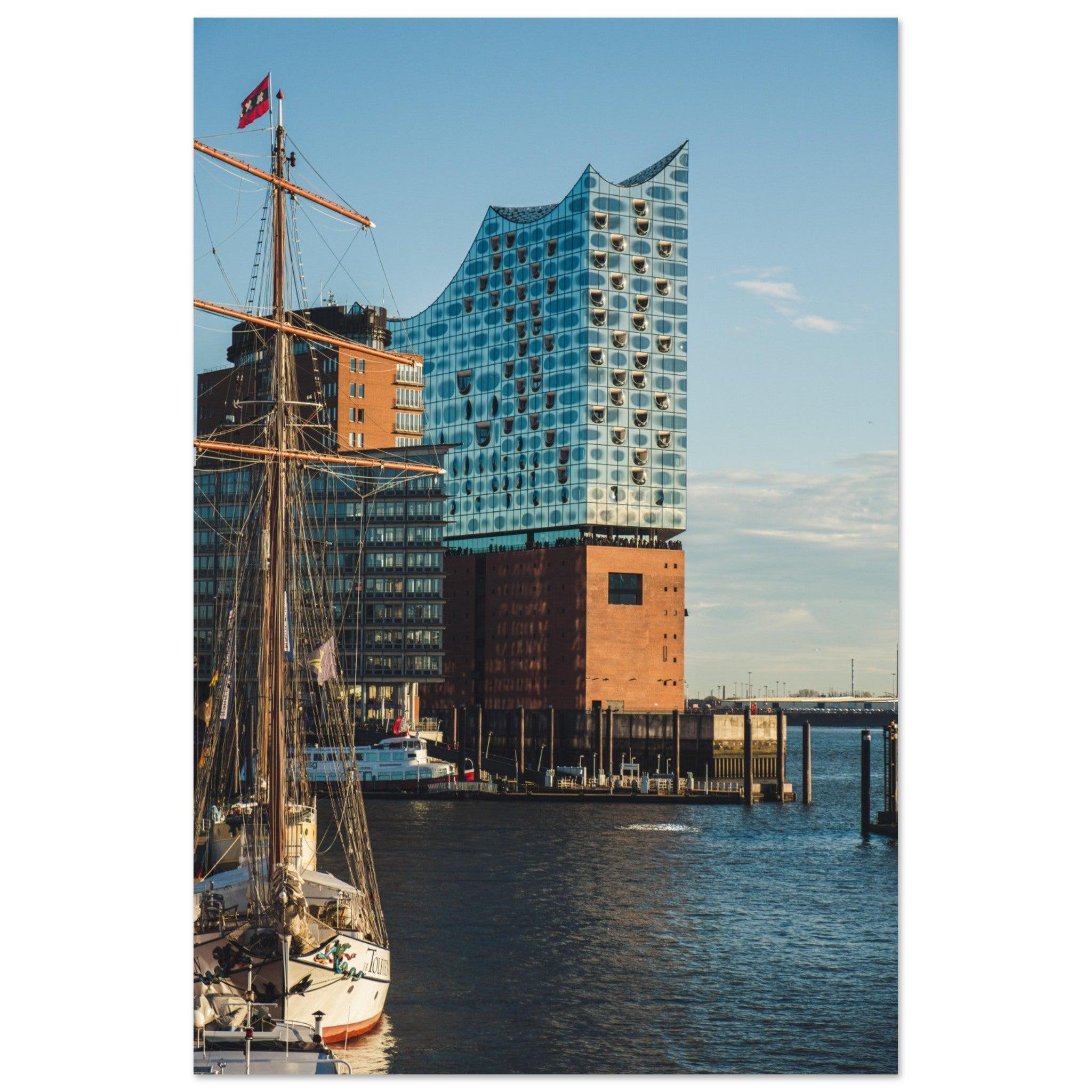 Elbphilharmonie Poster - Printree.ch Architektur, Deutschland, Elbphilharmonie, Foto, Fotografie, Hafen, Hamburg, Konzerthaus, Konzertsaal, Kultur, Landungsbrücken, moderne Architektur, Musik, Reisen, unsplash, Wahrzeichen