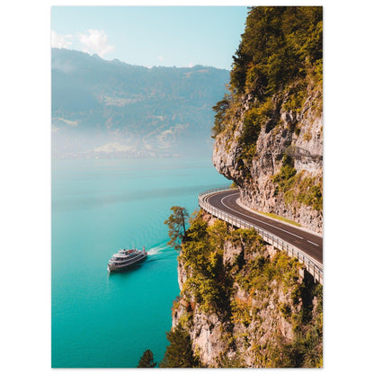 Harmonie von Straße und See am Thunersee - Printree.ch alpin, Unsplash