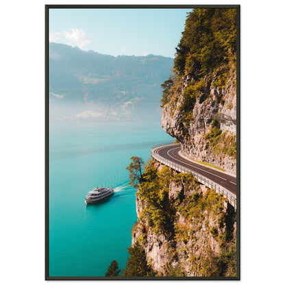 Harmonie von Straße und See am Thunersee - Printree.ch alpin, Unsplash