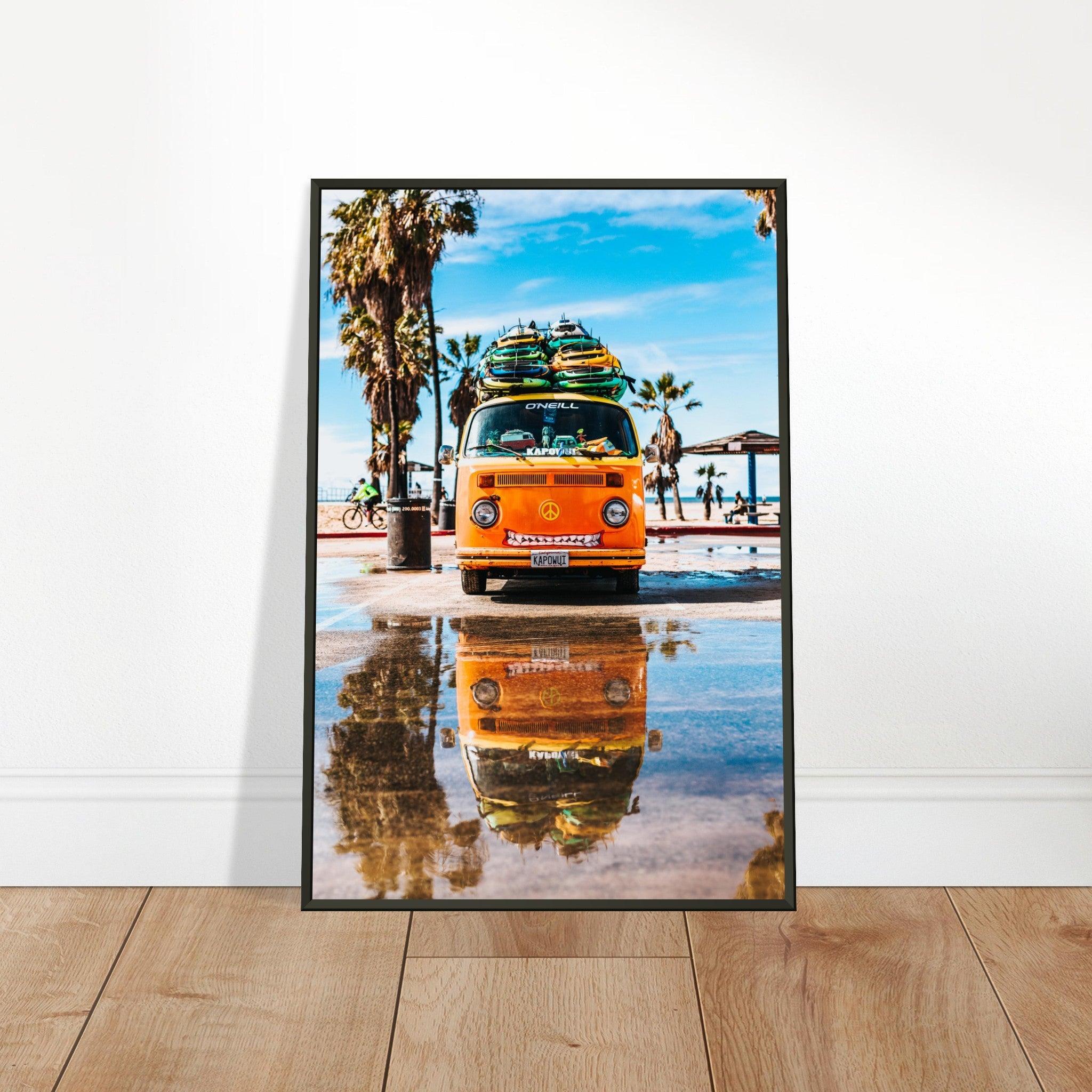 Hawaii VW-Bus Poster - Printree.ch Abenteuer, Campervan, Foto, Fotografie, Hawaii, Inseln, Küste, Reisen, Retro, Roadtrip, Strand, Surfen, unsplash, VW-Bus