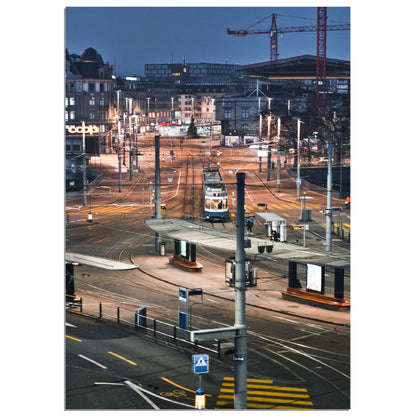 Im Zürich Central: Im Herzen der pulsierenden StadtHerzen der pulsierenden Stadt - Printree.ch alt, architektur, blau, blick, brücke, eifach-züri, europa, europäisch, fluss, gebäude, grossmünster, innenstadt, kathedrale, kirche, limmat, panorama, reisen, schweiz, schweizer, see, skyline, stadt, stadtbild, strasse, tourismus, turm, urban, wahrzeichen, zürich