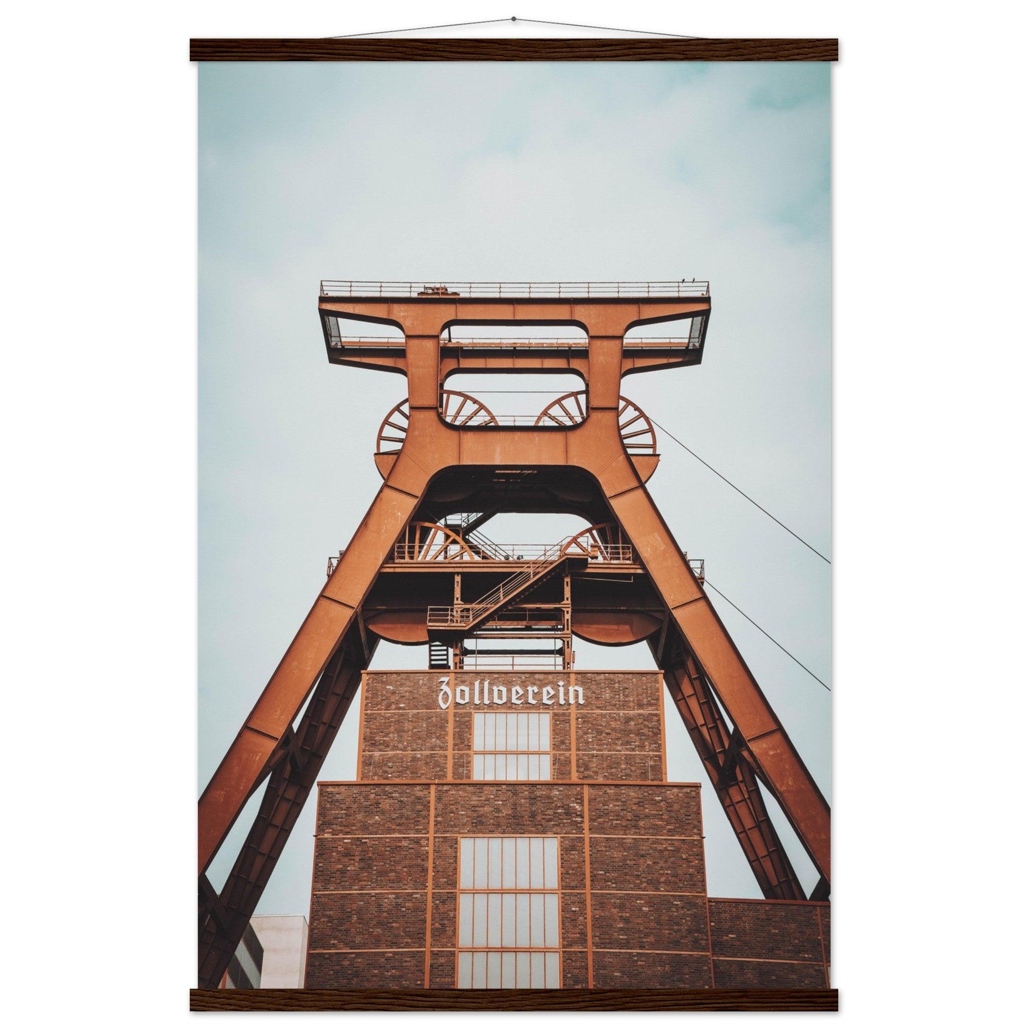 Industriearchitektur-Poster: Zeche Zollverein - Printree.ch Architektur, Ausstellung, Bergbau, Essen, Foto, Fotografie, Industriedenkmal, Industriekultur, Kultur, Museum, Reisen, Ruhrgebiet, UNESCO-Welterbe, unsplash, Zeche Zollverein