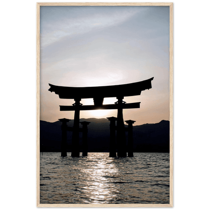 Itsukushima-Schrein - Printree.ch Asien, attraktion, berühmt, blau, buddhismus, buddhistisch, einfachschweizer, exklusiv, Foto, Fotografie, historisch, insel, Japan, landschaft, meer, miyajima, natur, orange, Poster, Reisen, religion, schrein, schwimmend, sonnenaufgang, sonnenuntergang, tor, tourismus, wasser, welt, wolken