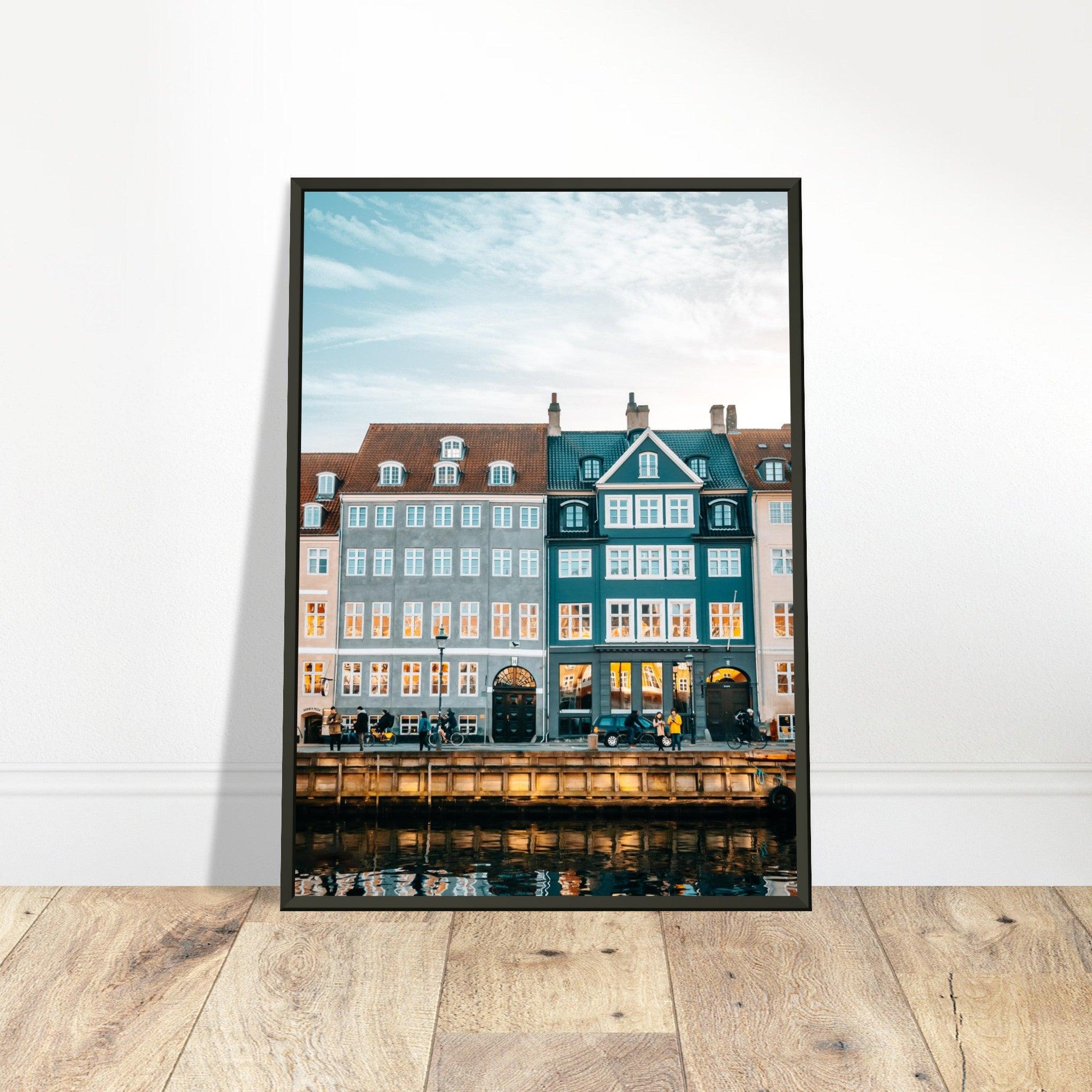 Kopenhagener Stadtposter - Printree.ch Architektur, Dänemark, Fahrradstadt, Foto, Fotografie, Kopenhagen, Kultur, Meer, Nyhavn, Reisen, Schloss Christiansborg, Skandinavien, Stadt, Tivoli, unsplash