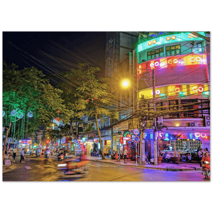 Nachtleben Hanoi - Printree.ch abend, Asien, attraktion, beschäftigt, dämmerung, einfachschweizer, exklusiv, Foto, Fotografie, geschäft, hanoi, innenstadt, landschaft, licht, nacht, Poster, reise, Reisen, sonnenuntergang, stadt, straße, tourismus, transport, urban, verkehr, vietnam, ziel