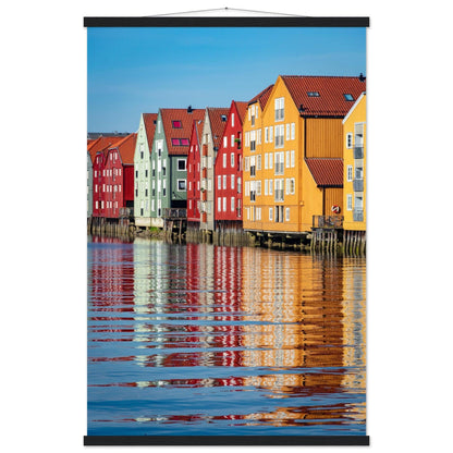 Trondheim Naturposter - Printree.ch Architektur, bunte Häuser, Foto, Fotografie, historisch, Holzhäuser, Häuser, Küstenstadt, Norwegen, Reisen, skandinavisch, Stadtansicht, Stadtbild, Trondheim, unsplash