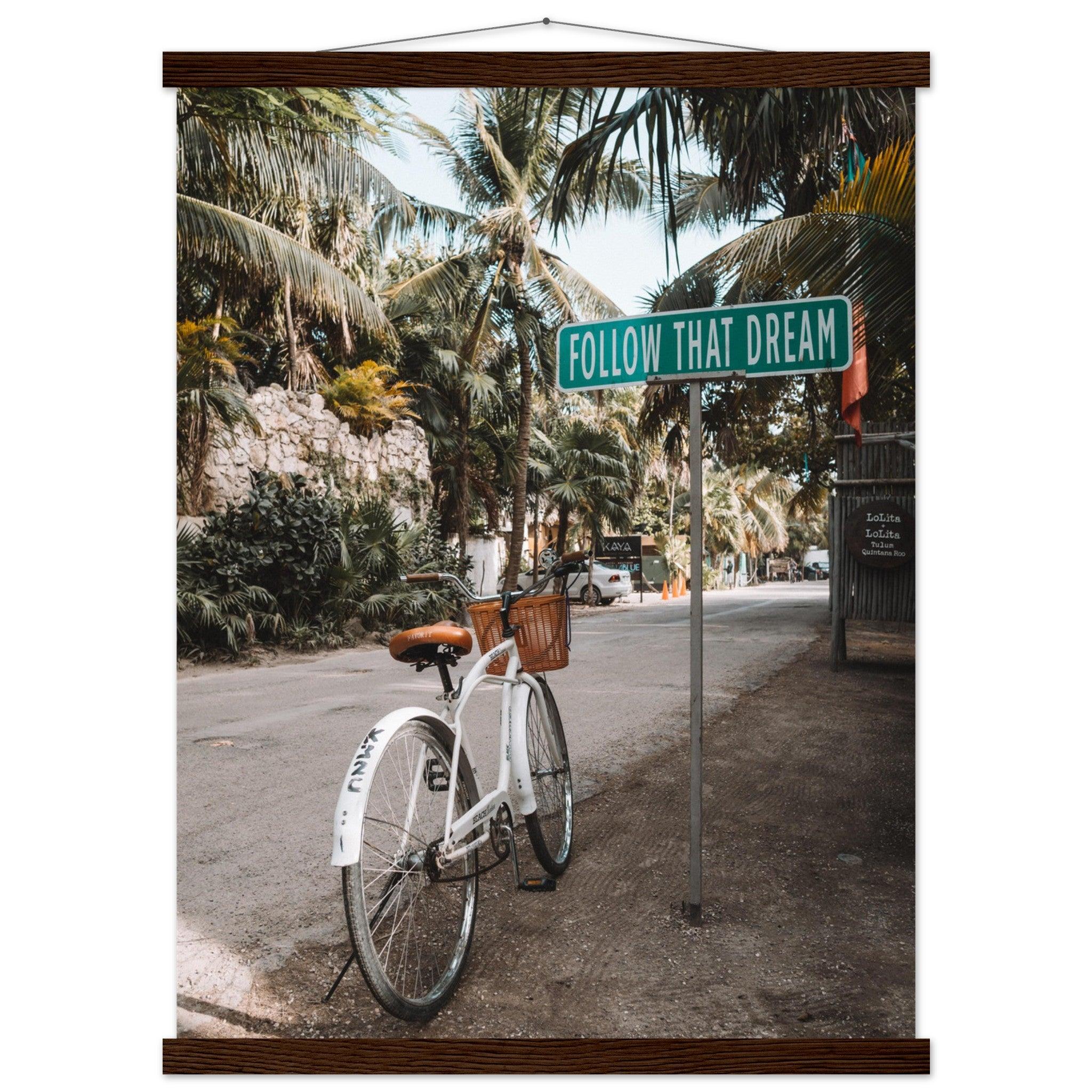 Tulum-Paradies: Inspirierendes Poster für Reiseenthusiasten. - Printree.ch Abenteuer, Fahrrad, Fahrradtour, Follow That Dream, Foto, Fotografie, Küste, Mexiko, Reisen, Strand, Tropen, unsplash, Urlaub