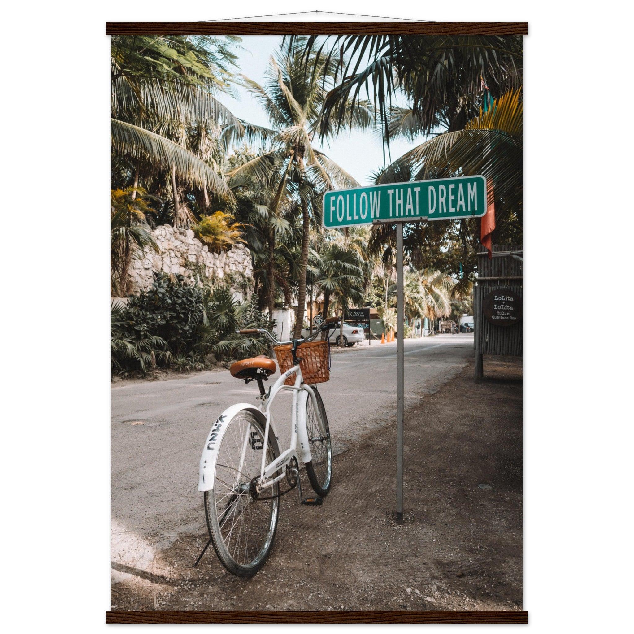 Tulum-Paradies: Inspirierendes Poster für Reiseenthusiasten. - Printree.ch Abenteuer, Fahrrad, Fahrradtour, Follow That Dream, Foto, Fotografie, Küste, Mexiko, Reisen, Strand, Tropen, unsplash, Urlaub