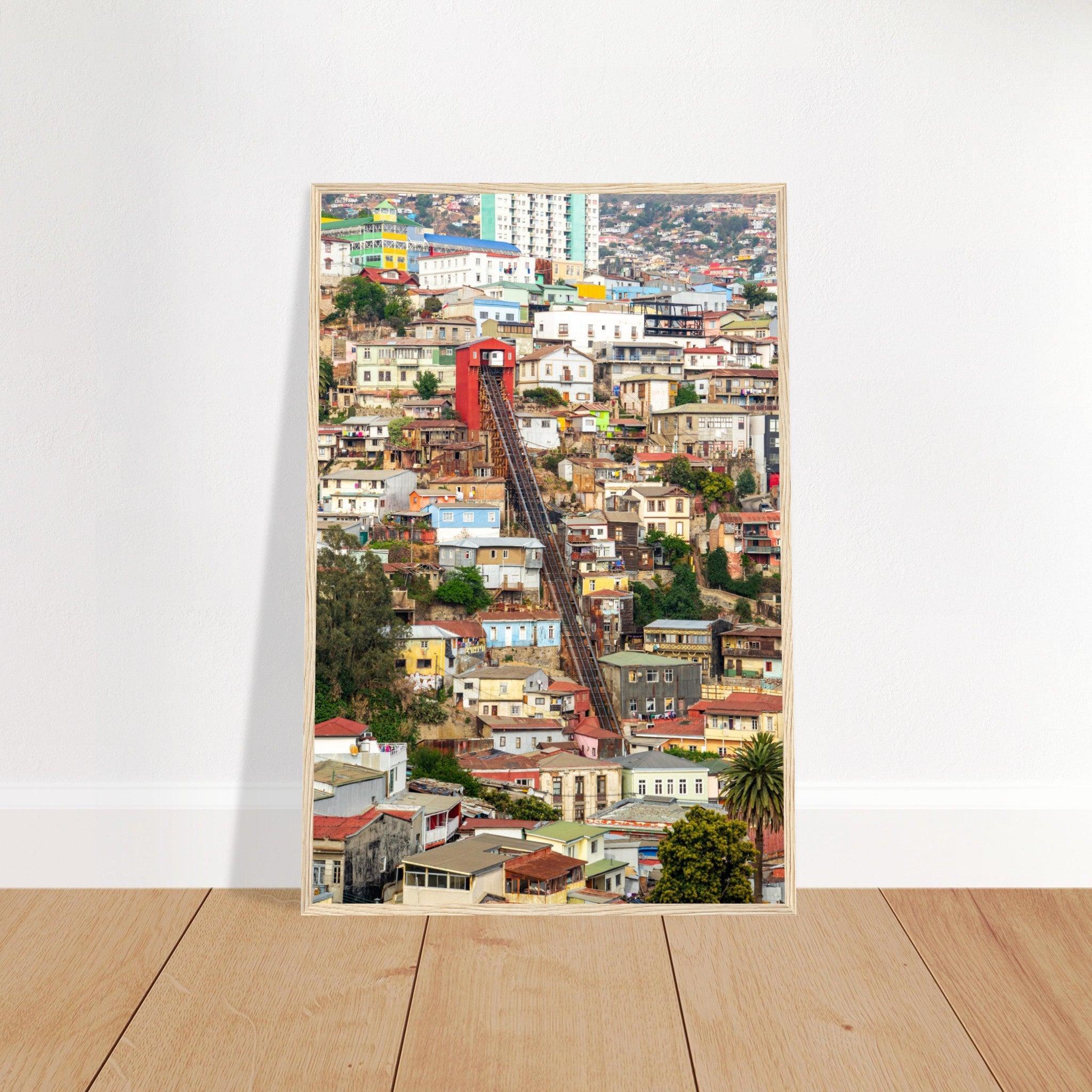 Valparaíso Schönheitsposter - Printree.ch bunte Häuser, Chile, Farben, Foto, Fotografie, Hafenstadt, Kultur, Künstlerviertel, Küste, Reisen, Stadtbild, Straßenkunst, UNESCO-Welterbe, unsplash, Valparaíso