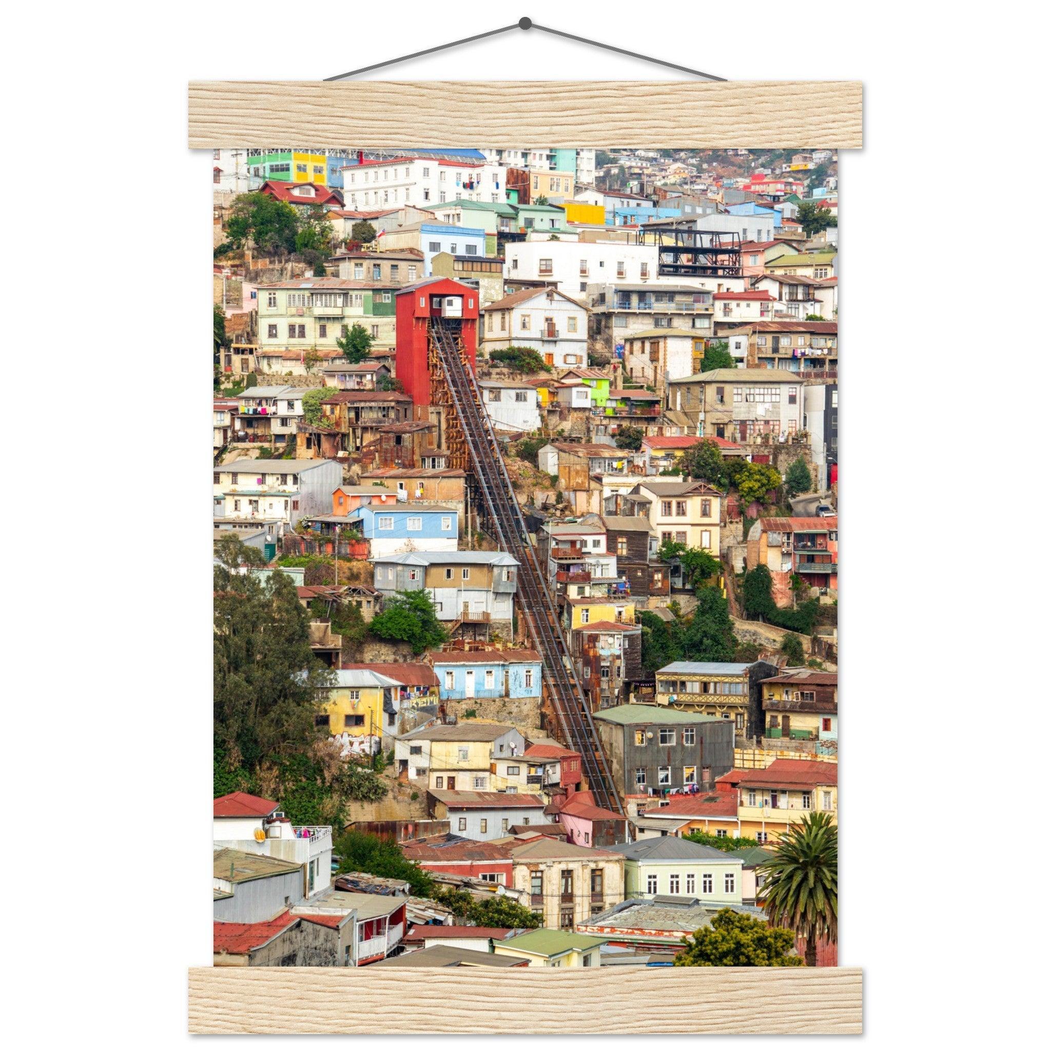 Valparaíso Schönheitsposter - Printree.ch bunte Häuser, Chile, Farben, Foto, Fotografie, Hafenstadt, Kultur, Künstlerviertel, Küste, Reisen, Stadtbild, Straßenkunst, UNESCO-Welterbe, unsplash, Valparaíso