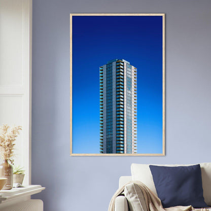 Blaues Hochhaus UNCLE Elephant and Castle - Printree.ch architecture, architekt, Architektur, Fotografie, gebäude, Minimal, minimalist, minimalistisch, pastel, pastell, Simone Hutsch, Unsplash