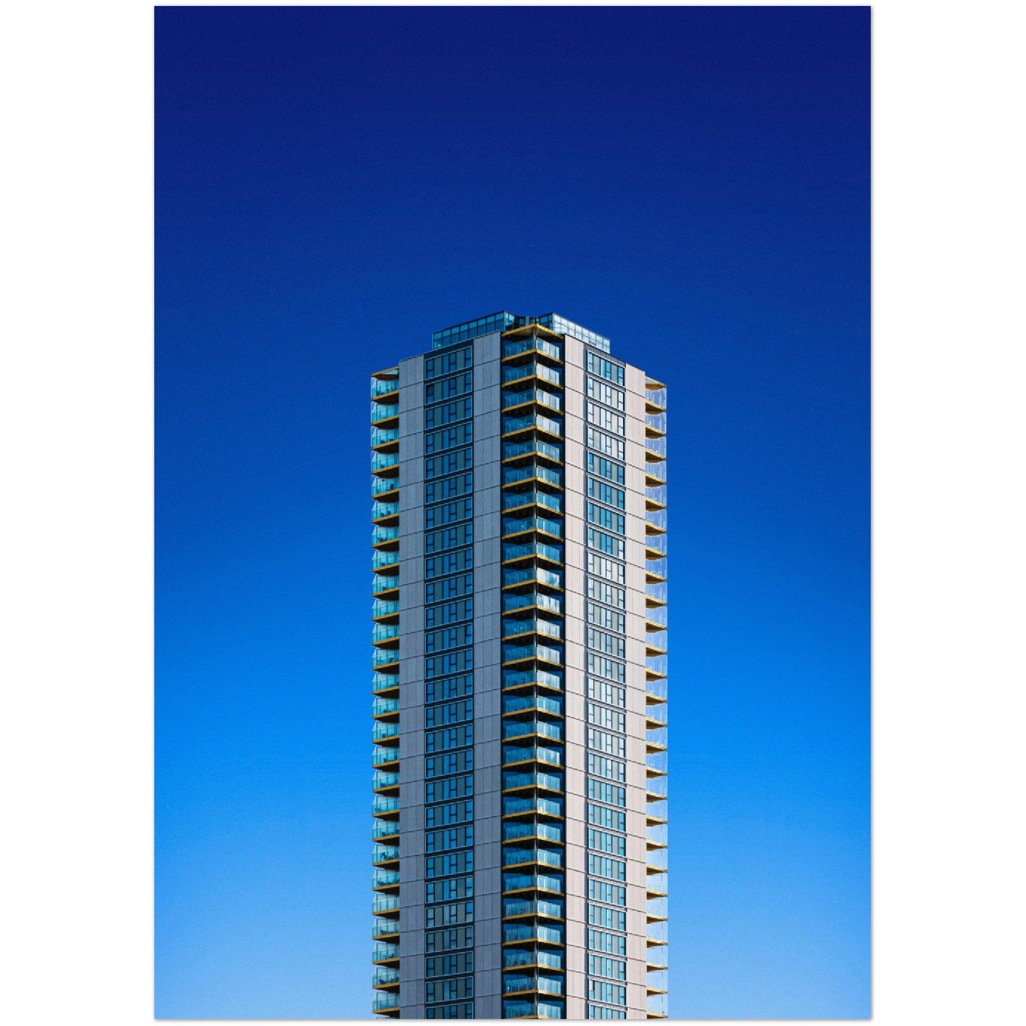 Blaues Hochhaus UNCLE Elephant and Castle - Printree.ch architecture, architekt, Architektur, Fotografie, gebäude, Minimal, minimalist, minimalistisch, pastel, pastell, Simone Hutsch, Unsplash