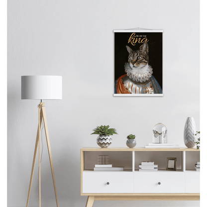 Der Königliche Katzenposter - Printree.ch bezaubernd, Cartoon, Charakter, Design, doodle, fröhlich, Gesicht, glücklich, Grafik, Haustier, heimisch, Illustration, isoliert, Karte, Katze, kitty, Krone, Kunst, Kätzchen, König, königlich, lustig, Luxus, niedlich, sitzend, Skizze, Spaß, Tier, Zeichnung