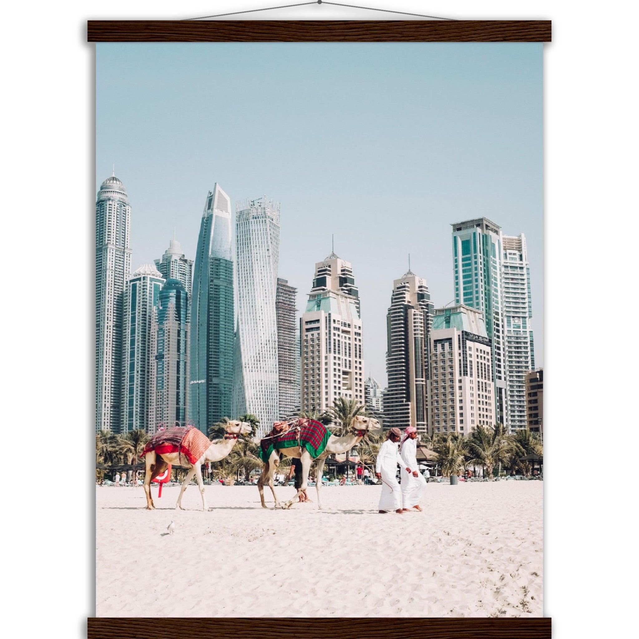 Dubai, United Arab Emirates - Printree.ch arabisch, architektur, blau, blick, dubai, emirate, Foto, Fotografie, geschäft, golf, himmel, innenstadt, landschaft, lebensstil, luxus, menschen, persisch, reisen, schön, skyline, stadt, stadtbild, tourismus, traditionell, turm, uae, vereinigt, wahrzeichen, wasser, wolkenkratzer