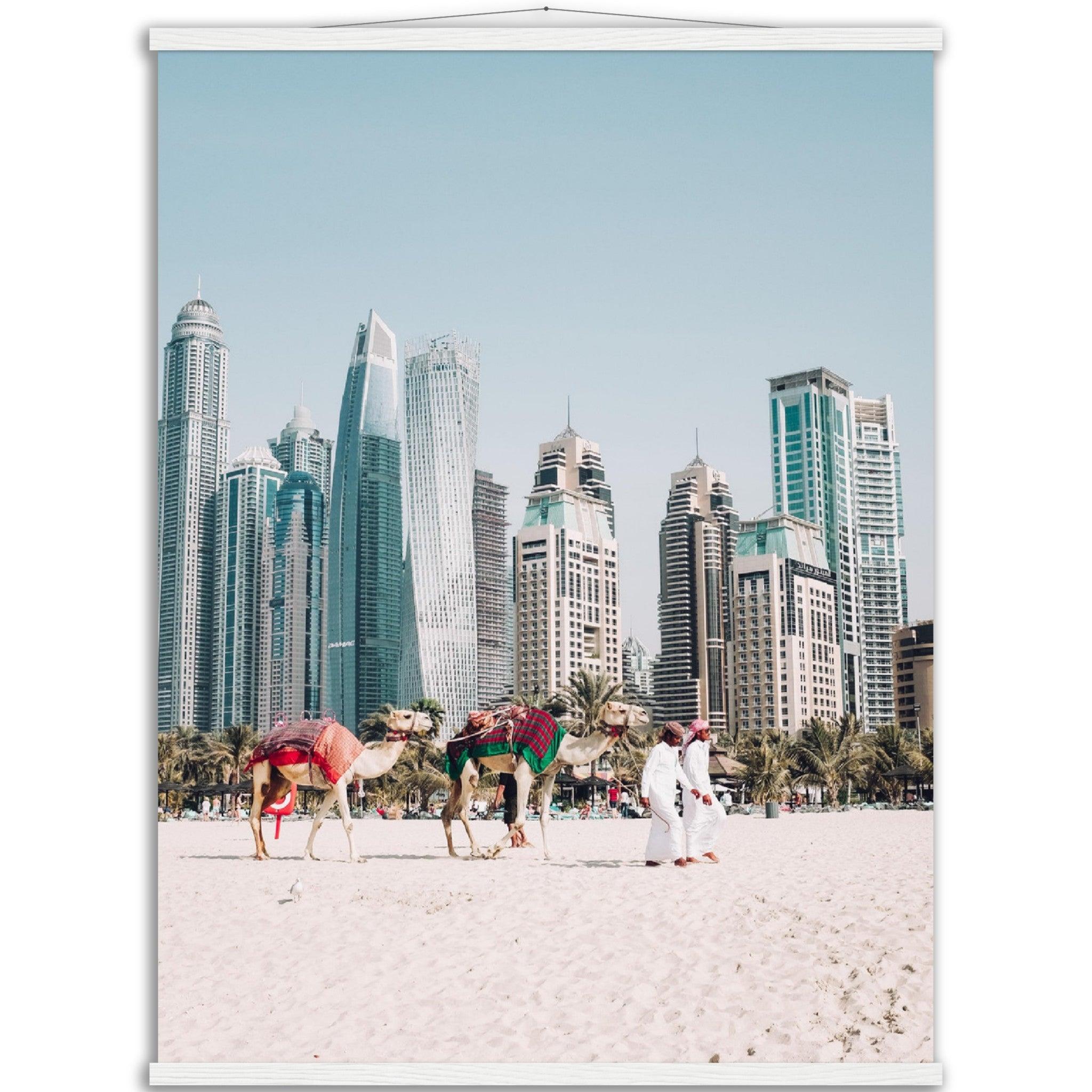 Dubai, United Arab Emirates - Printree.ch arabisch, architektur, blau, blick, dubai, emirate, Foto, Fotografie, geschäft, golf, himmel, innenstadt, landschaft, lebensstil, luxus, menschen, persisch, reisen, schön, skyline, stadt, stadtbild, tourismus, traditionell, turm, uae, vereinigt, wahrzeichen, wasser, wolkenkratzer