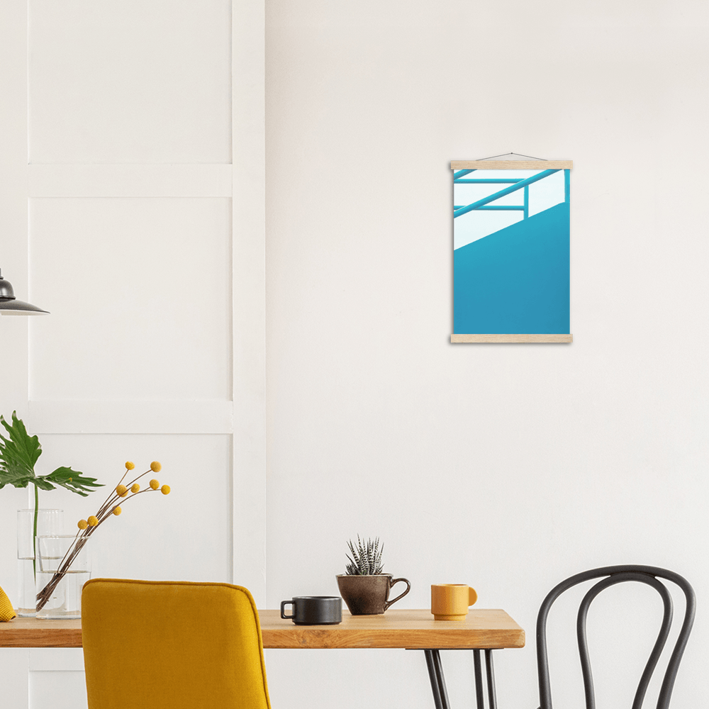 Geländer Blau minimalistischer Lebensstil - Printree.ch Architektur, blau, Brücke, Bungalows, Dach, Dächer, Form, Foto, Fotografie, Gebäude, grossstädtisch, Horizont, im Freien, Immobilien, klarer blauer Himmel, Klima, Küste, Metropole, minimalistisch, Natur, niemand, Perspektive, Reisen, riesig, Sommer, Strand, Struktur, Treppe, urban, Wasser, Zement