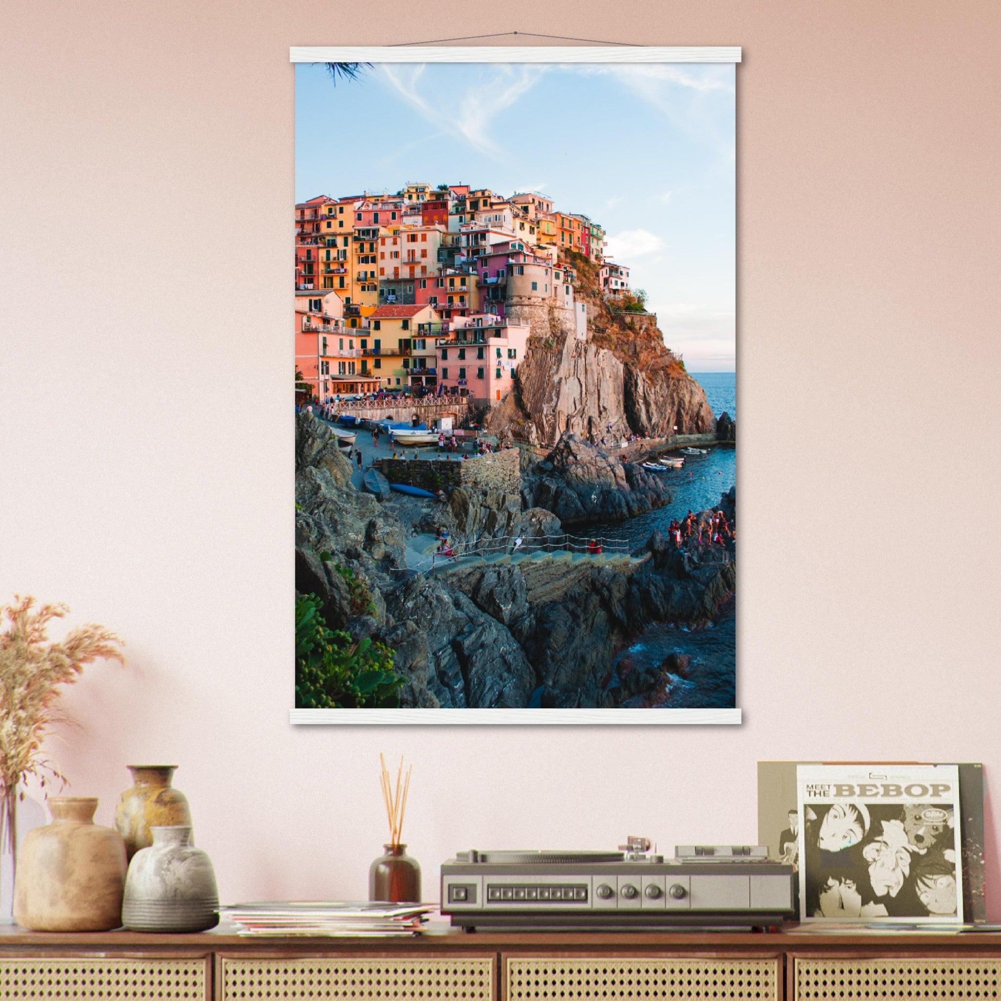 Manarola, Italy - Printree.ch architektur, berühmt, cinque, cinque terre, dorf, europa, farbig, Foto, Fotografie, italien, italienisch, küste, landschaft, ligurien, manarola, mediterran, meer, natur, reisen, riomaggiore, schön, sommer, stadt, stadtbild, strand, terre, tourismus, urlaub, vernazza, wahrzeichen, ziel