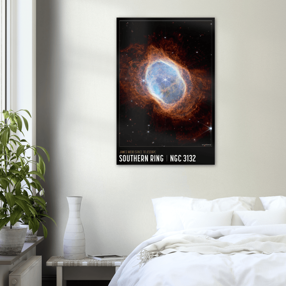 Südlicher Ringnebel Poster - Printree.ch Astronomie, astronomisches Objekt, Deep-Space-Fotografie, Foto, Fotografie, Galaxie, Himmelskörper, NASA, Nebel, Poster, space, Sternbild, südlicher Ringnebel, Universum, WEBB, Weltraum